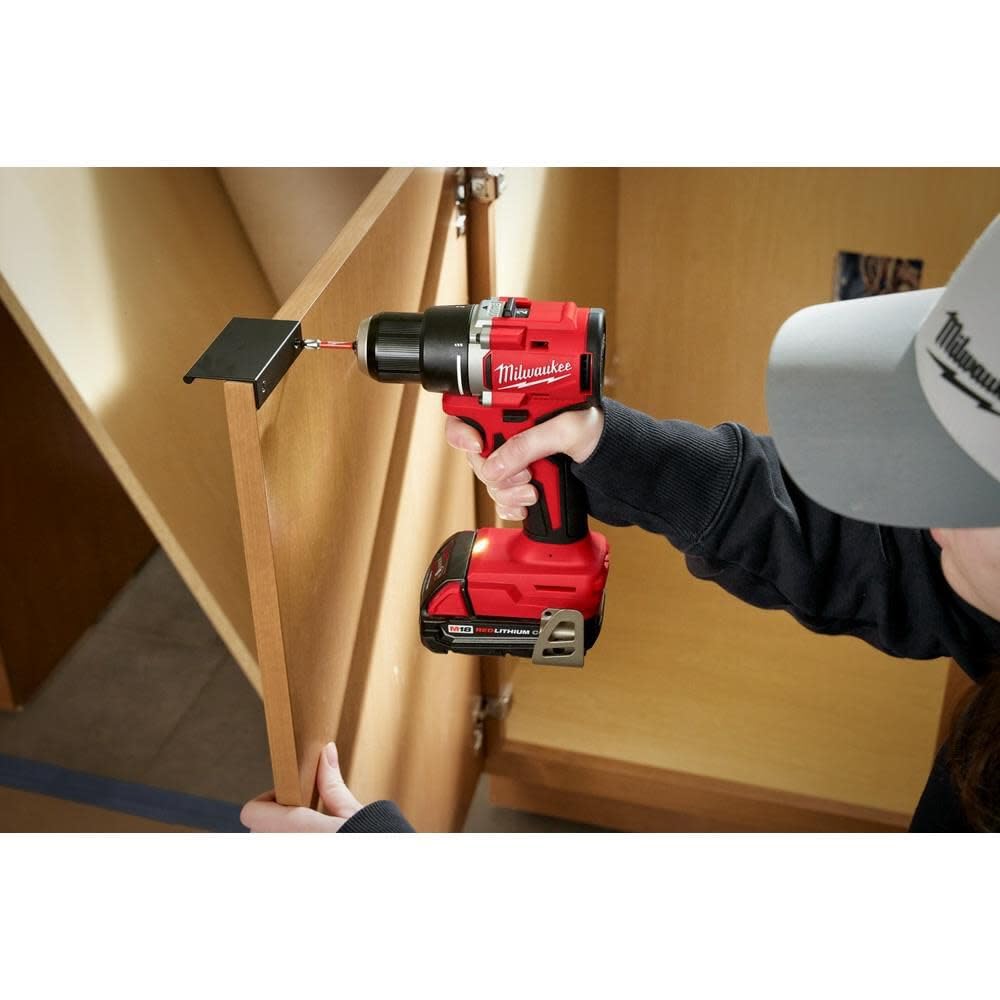 M18 Compact Brushless 1/2 Inch Drill/Driver Kit L27426