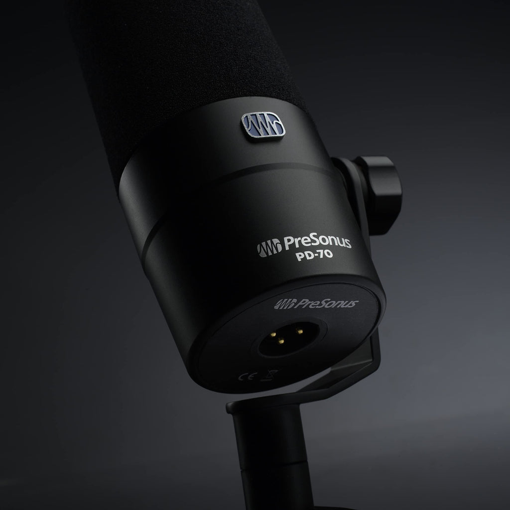 Dynamic Vocal Microphone W47211
