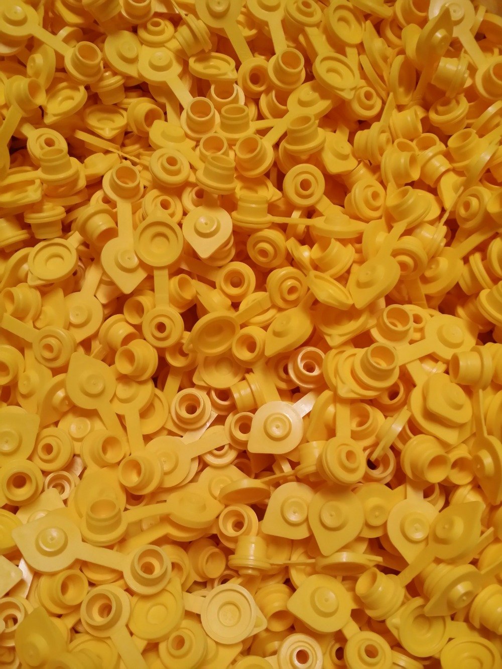 Yellow Plastic Gas Can Vent Caps T255307